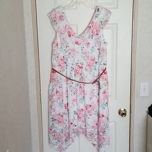 No Boundries sz. 3xxxl White Floral dress